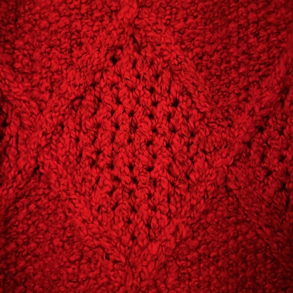 NWT!! American Eagle 🦅 knitted red sweater - Picture 7 of 7